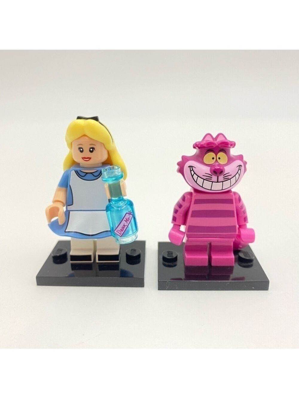 Lego Cheshire Cat & Alice In Wonderland Minifigure Disney Series 1